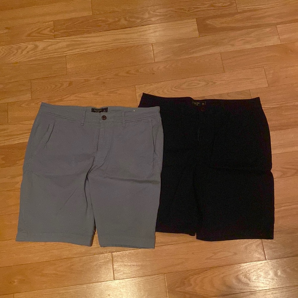 Mens Abercrombie & Fitch shorts lot 2 pairs — navy blue and light blue size 32